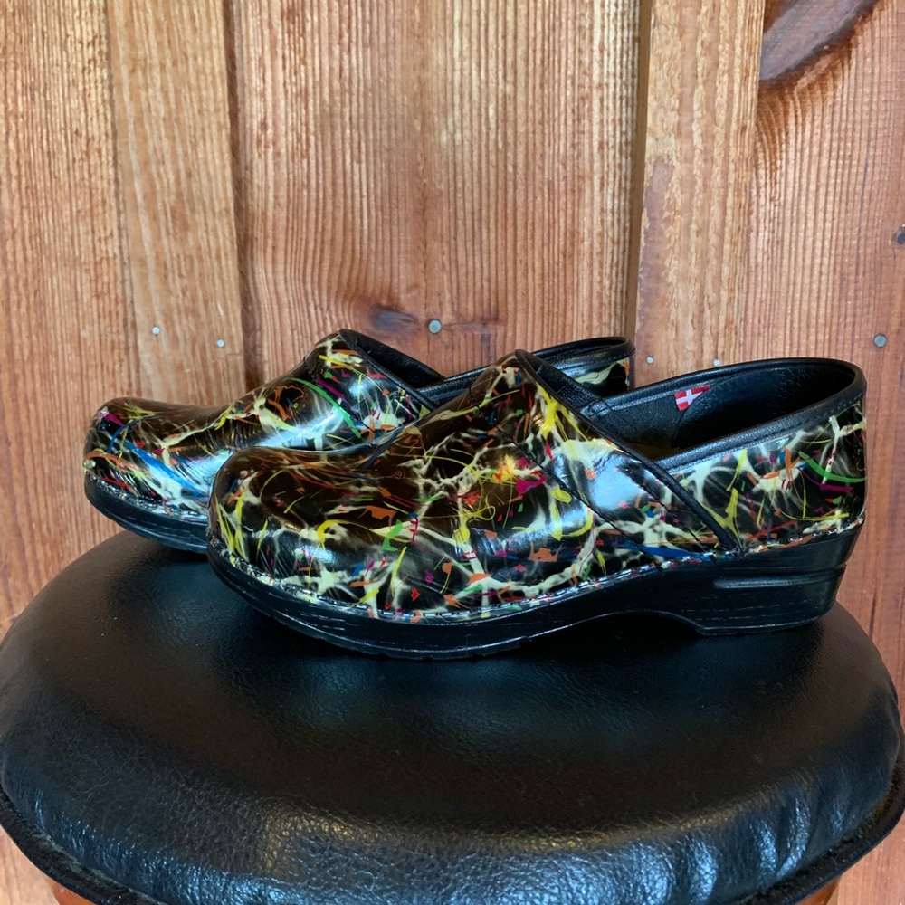Sanita Multicolored Original Danish Medical Clogs Size 39/8.5-9